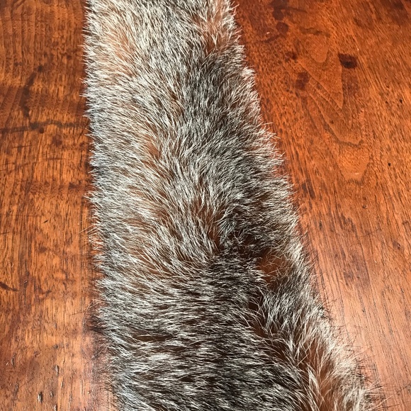 SURELL GENUINE CRYSTAL FOX FUR HEADBAND/COLLAR - Picture 10 of 11